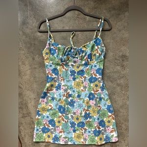 beginning boutique dress. size 8 never worn